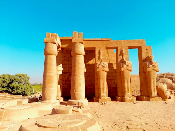 Le Ramesseum : Le Temple Majestueux de Ramsès II en Égypte